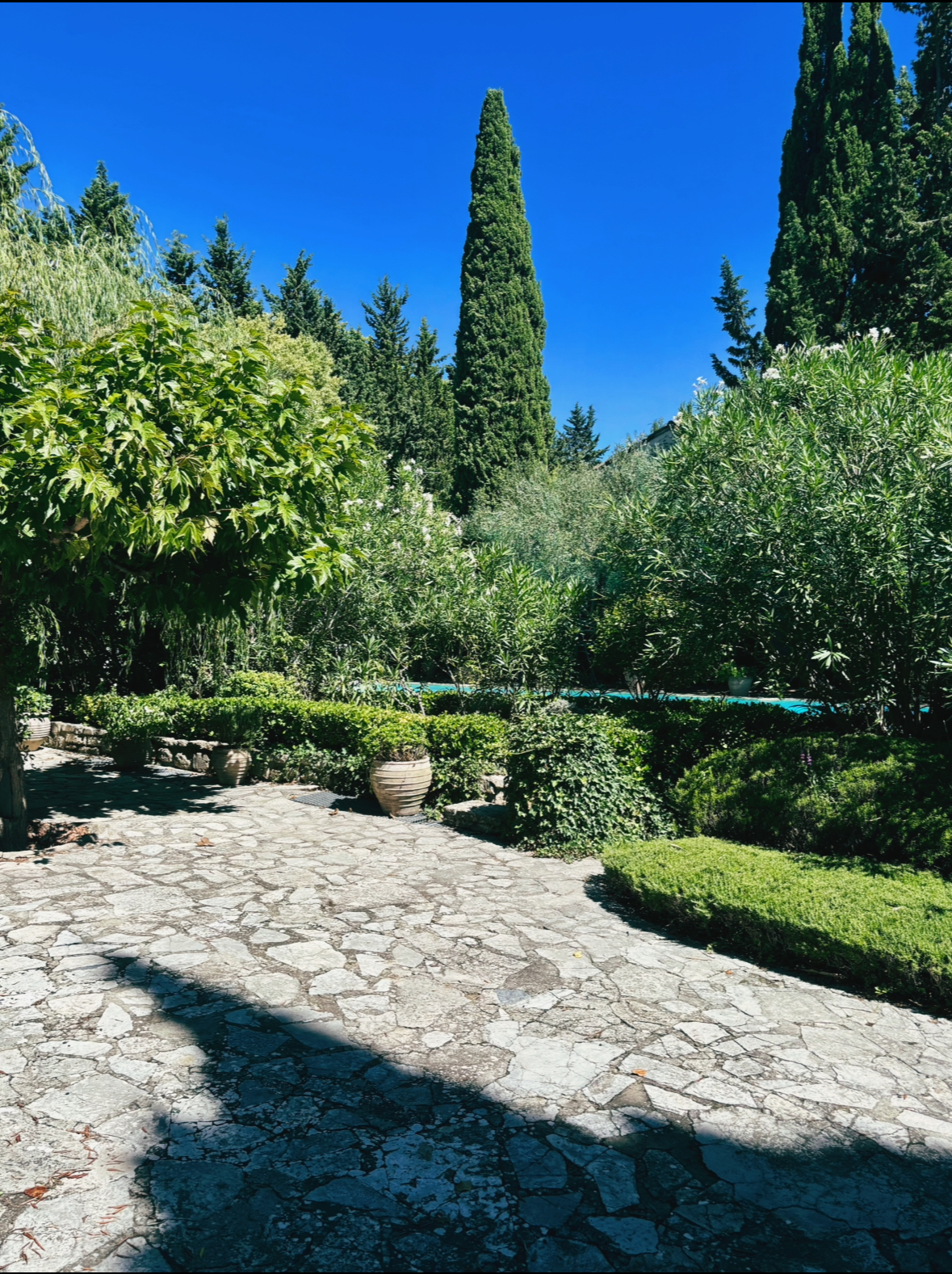 Lisa Kessel Design interior and landscape studio